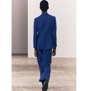 FITTED TUXEDO BLAZER COLLECTION 
SS24 BLUISH COLLECTION FLARED PANTS SET SMALL